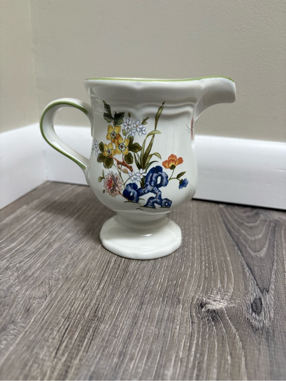 Mikasa Hetitage Imari Bouquet Creamer